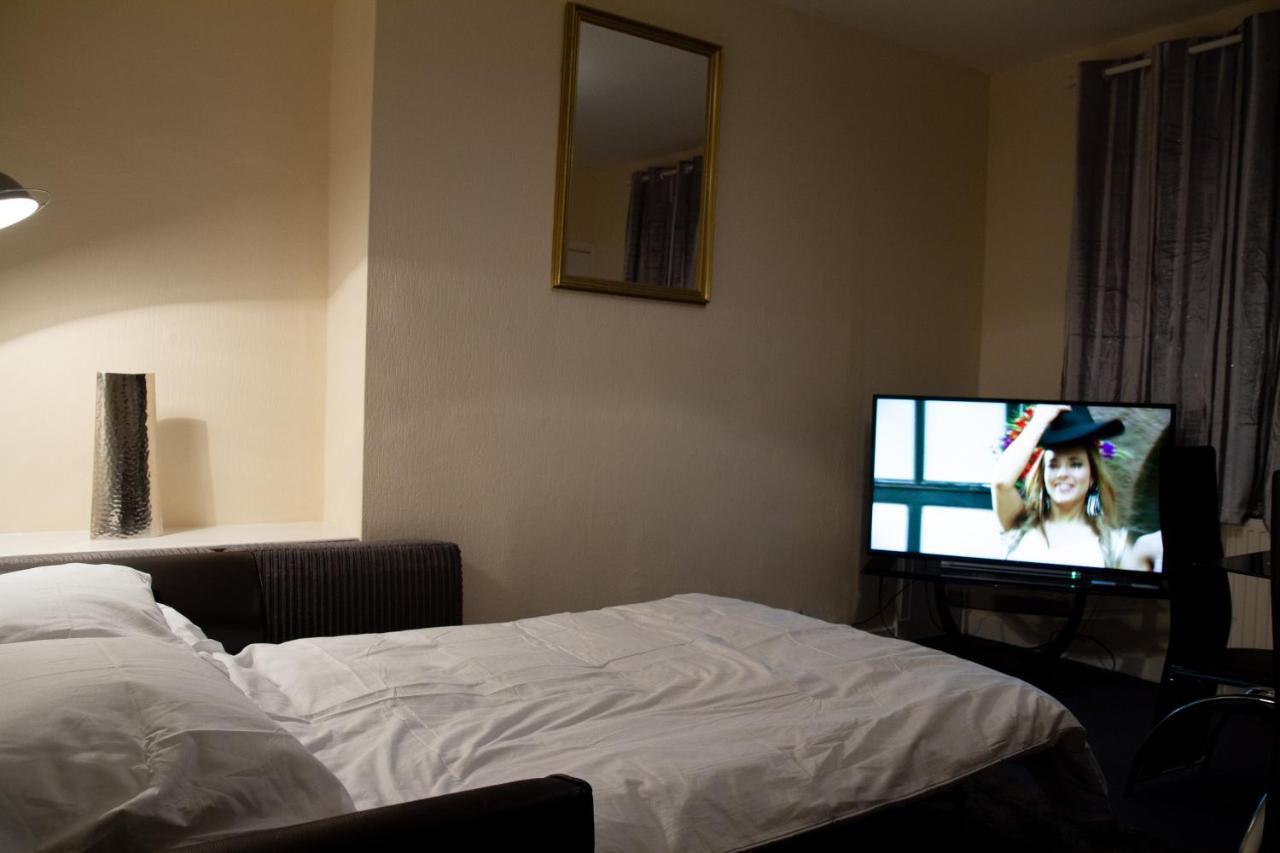Carvetii - Fox House - 1St Floor Flat Sleeps Up To 8 Apartment Dunfermline Exterior photo